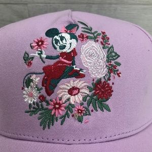 Disney Minnie Mouse Passholder Hat Flower & Garden